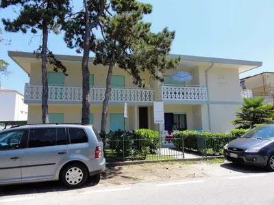Ferienwohnung für 6 Personen (45 m²) in Bibione 2/10