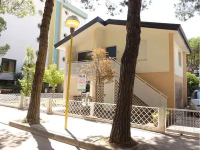 Ferienwohnung für 4 Personen (35 m²) in Bibione 1/10