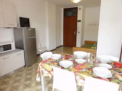 Ferienwohnung für 7 Personen (50 m²) in Bibione 6/10