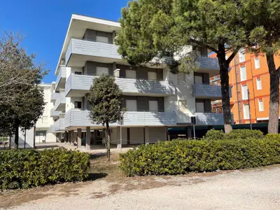 Ferienwohnung für 6 Personen (40 m²) in Bibione 1/10