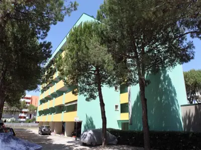 Ferienwohnung für 5 Personen (38 m²) in Bibione 2/10