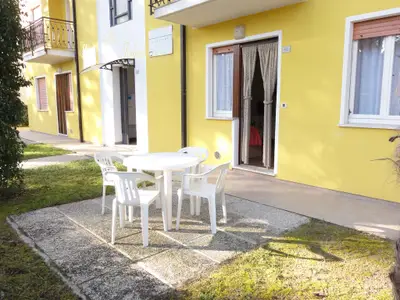Ferienwohnung für 6 Personen (45 m²) in Bibione 6/10