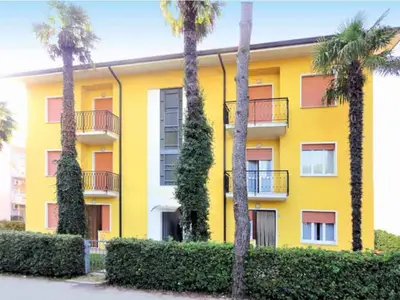 Ferienwohnung für 6 Personen (45 m²) in Bibione 1/10