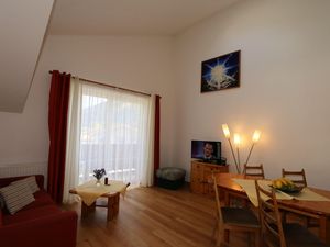 23288358-Ferienwohnung-6-Bichlbach-300x225-1