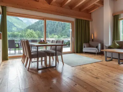 Ferienwohnung für 6 Personen (78 m²) in Bichlbach 1/10