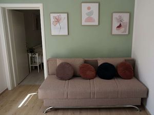 24036417-Ferienwohnung-4-Bilice-300x225-1