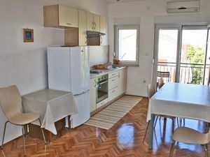 19205679-Ferienwohnung-5-Bilo-300x225-1