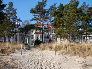 23576483-Ferienwohnung-5-Binz (Ostseebad)-300x225-2