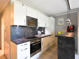 23951549-Ferienwohnung-2-Binz (Ostseebad)-300x225-3