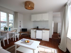 23674756-Ferienwohnung-2-Binz (Ostseebad)-300x225-4