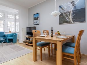 23025153-Ferienwohnung-4-Binz (Ostseebad)-300x225-2