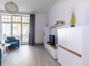 23055849-Ferienwohnung-4-Binz (Ostseebad)-300x225-1