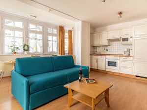 23063037-Ferienwohnung-4-Binz (Ostseebad)-300x225-0