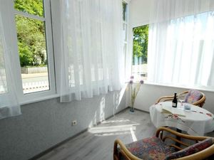 22280353-Ferienwohnung-4-Binz (Ostseebad)-300x225-2