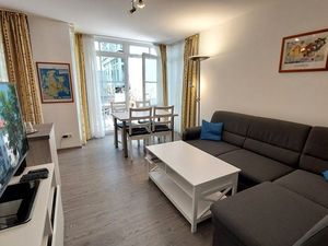 22280361-Ferienwohnung-5-Binz (Ostseebad)-300x225-0