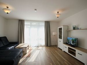 22280313-Ferienwohnung-6-Binz (Ostseebad)-300x225-2