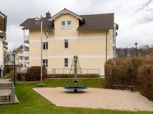 22280677-Ferienwohnung-3-Binz (Ostseebad)-300x225-1