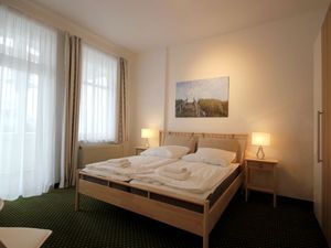 22280463-Ferienwohnung-3-Binz (Ostseebad)-300x225-4