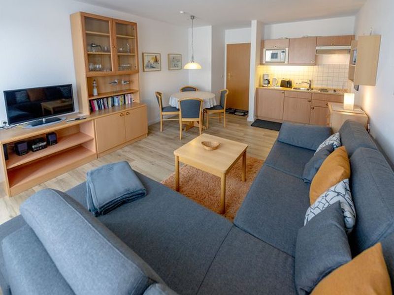 23911048-Ferienwohnung-4-Binz (Ostseebad)-800x600-1