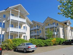 23911052-Ferienwohnung-4-Binz (Ostseebad)-300x225-3