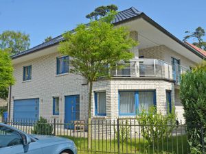 23911343-Ferienwohnung-3-Binz (Ostseebad)-300x225-3