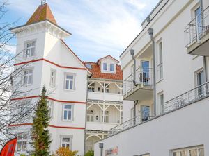 23911453-Ferienwohnung-4-Binz (Ostseebad)-300x225-5