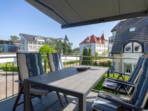 23911483-Ferienwohnung-4-Binz (Ostseebad)-300x225-1