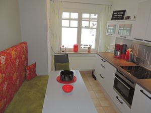 18711923-Ferienwohnung-4-Binz (Ostseebad)-300x225-5