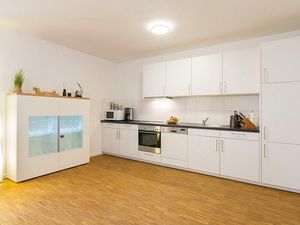 23834651-Ferienwohnung-4-Binz (Ostseebad)-300x225-2