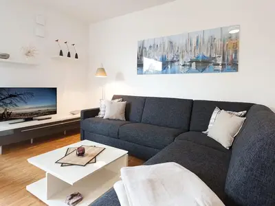 Wohn-Essbereich mit Couch