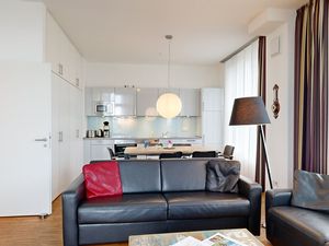 18387169-Ferienwohnung-5-Binz (Ostseebad)-300x225-2