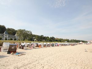 23066729-Ferienwohnung-4-Binz (Ostseebad)-300x225-1