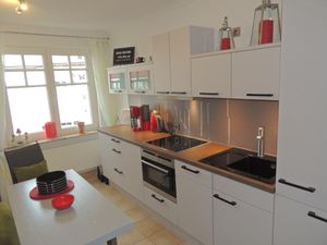 22427695-Ferienwohnung-4-Binz (Ostseebad)-300x225-4