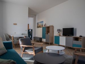 23956682-Ferienwohnung-4-Binz (Ostseebad)-300x225-1