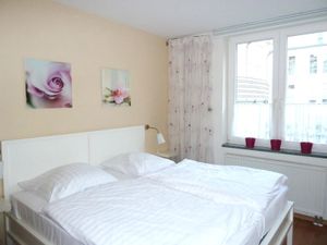 23580873-Ferienwohnung-5-Binz (Ostseebad)-300x225-5