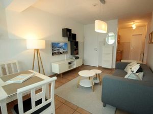 22280493-Ferienwohnung-4-Binz (Ostseebad)-300x225-5