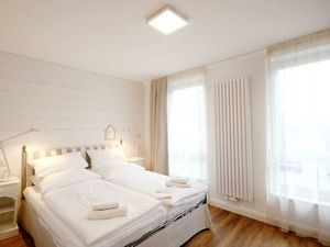 22280531-Ferienwohnung-4-Binz (Ostseebad)-300x225-5