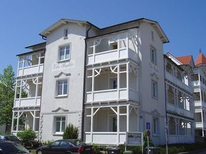 22280269-Ferienwohnung-4-Binz (Ostseebad)-300x225-1