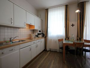 22280659-Ferienwohnung-3-Binz (Ostseebad)-300x225-4