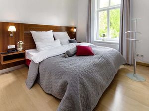 22280611-Ferienwohnung-5-Binz (Ostseebad)-300x225-2