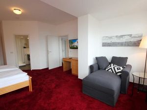 22280349-Ferienwohnung-4-Binz (Ostseebad)-300x225-5