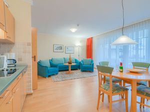 21975021-Ferienwohnung-4-Binz (Ostseebad)-300x225-4