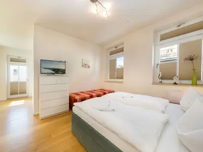 Ferienwohnung für 7 Personen (115 m²) in Binz (Ostseebad) 8/10