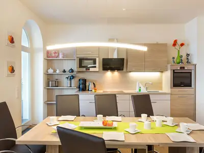 Ferienwohnung für 7 Personen (115 m²) in Binz (Ostseebad) 10/10