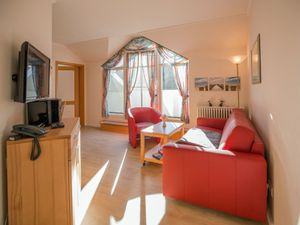 24026718-Ferienwohnung-3-Binz (Ostseebad)-300x225-0