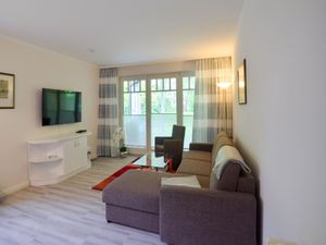 24026738-Ferienwohnung-4-Binz (Ostseebad)-300x225-0