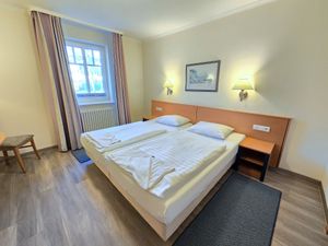 24026817-Ferienwohnung-4-Binz (Ostseebad)-300x225-2