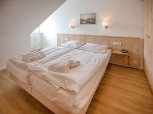 24026848-Ferienwohnung-4-Binz (Ostseebad)-300x225-2