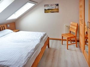 24026879-Ferienwohnung-4-Binz (Ostseebad)-300x225-5