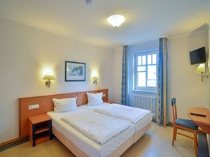 24026937-Ferienwohnung-4-Binz (Ostseebad)-300x225-2